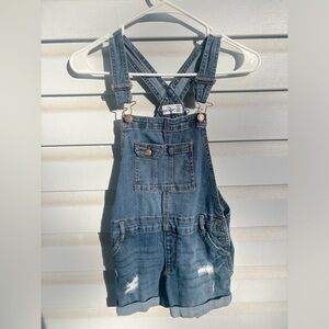 Jordache girl stretch denim adjustable strap shorts tall, overalls Size L(10-12)